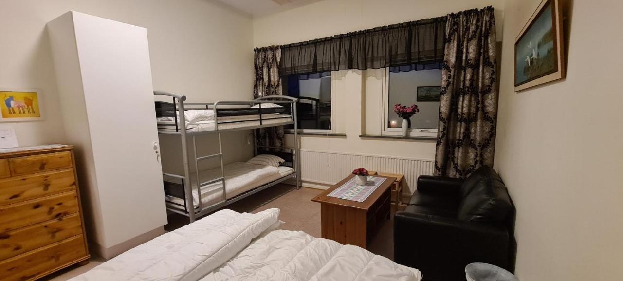 Kg Sleepover & Staellplats Karl Gustav Luaran gambar